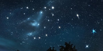 你就是那天上的星出自哪首歌？