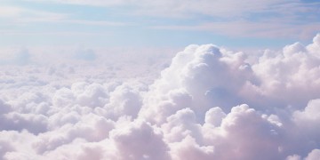 随手一拍天上的云出自哪首歌？