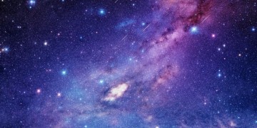 灿烂星空苍穹出自哪首歌？