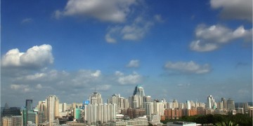 伤心的泪水这句歌词出自什么歌？
